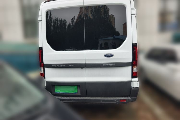 Used Ford Transit T8 2024 T8 2.0T Diesel Manual Mid-axle Mid-roof 6-seater Multi-function Version 2/2/2 Rear