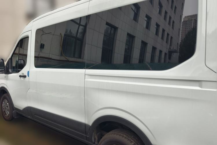 Used Ford Transit T8 2024 T8 2.0T Diesel Manual Mid-axle Mid-roof 6-seater Multi-function Version 2/2/2 Rear Left 45 Deg