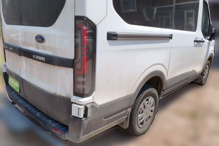 Used Ford Transit T8 2024 T8 2.0T Diesel Manual Short Wheelbase Mid-Height 6-Seater Full-Option Multifunctional Version 3/3 Rear Right 45 Deg