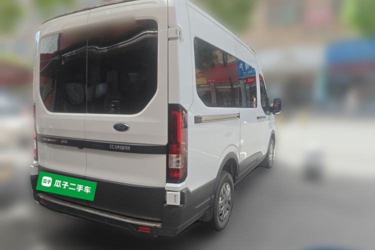Used Ford Transit T8 2024 T8 2.0T Diesel Manual Short Wheelbase Mid-Roof 6-Seater Multi-Function Version 3/3 Rear Right 45 Deg