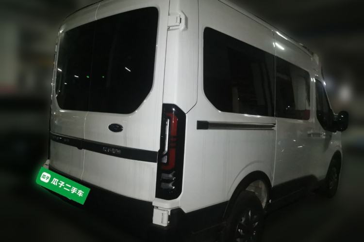Used Ford Transit T8 2024 T8 2.3T Diesel Automatic Short Wheelbase Mid-Height 6-Seater Multi-Function Version 3/3 Rear Right 45 Deg
