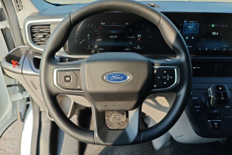 Used Ford Transit T8 2024 T8 2.3T Diesel Automatic Mid-axle Mid-roof 7-seater Business & Travel Edition Steering Wheel