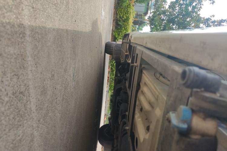 Used Ford Transit T8  Chassis Rear Left