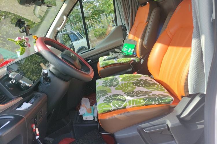 Used Ford Transit T8  Left Front Seat