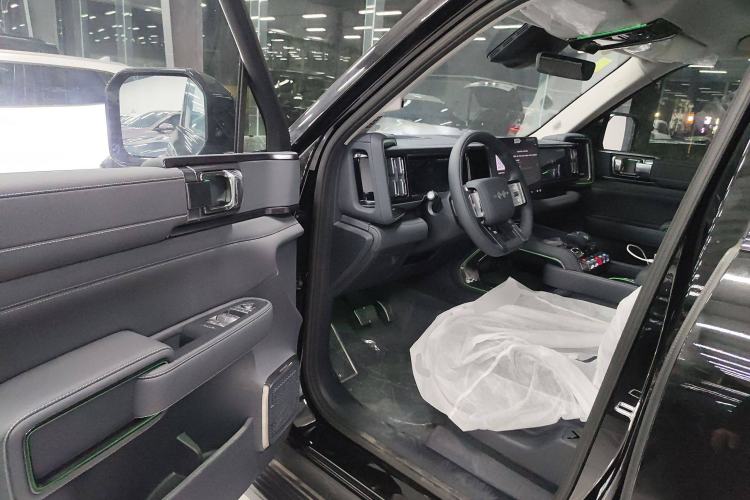 Used Formula Leopard 5 2025 TianShen Intelligent Driving Ultra Edition Interior 3