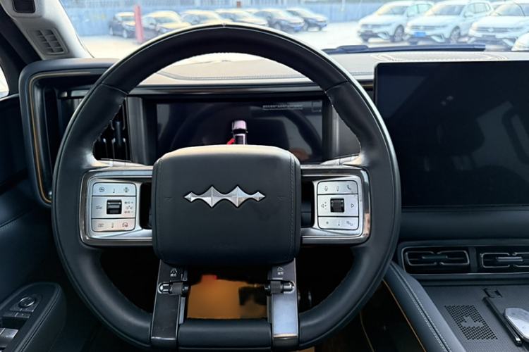 Used Formula Leopard 5 2023 Explore Edition Steering Wheel