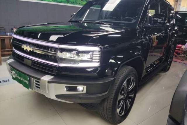 Used Formula Leopard 5 2023 Navigator Edition