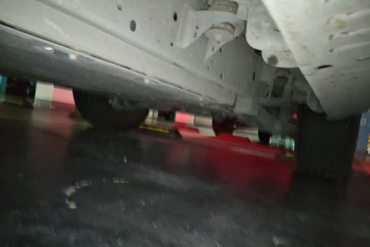 Used Formula Leopard 5 2023 Explore Edition Chassis Front Left