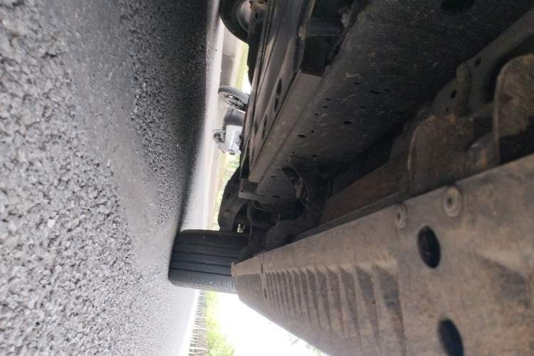 Used Formula Leopard 5 2023 Navigator Edition Chassis Front Left