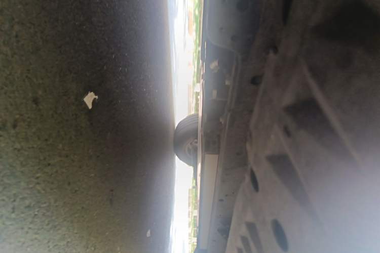 Used Formula Leopard 5 2023 Explore Edition Chassis Front Left