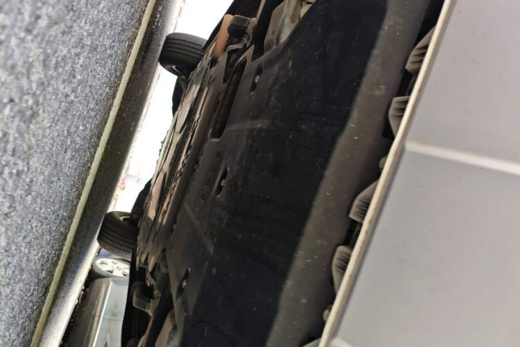 Used Formula Leopard 5 2023 Navigator Edition Chassis Front