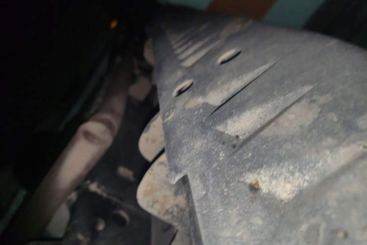 Used Formula Leopard 5 2023 Navigator Edition Chassis Front Right