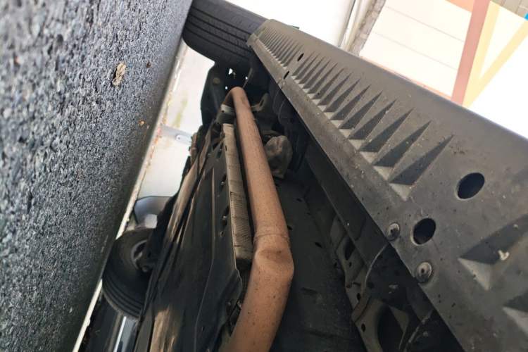 Used Formula Leopard 5 2023 Navigator Edition Chassis Front Right