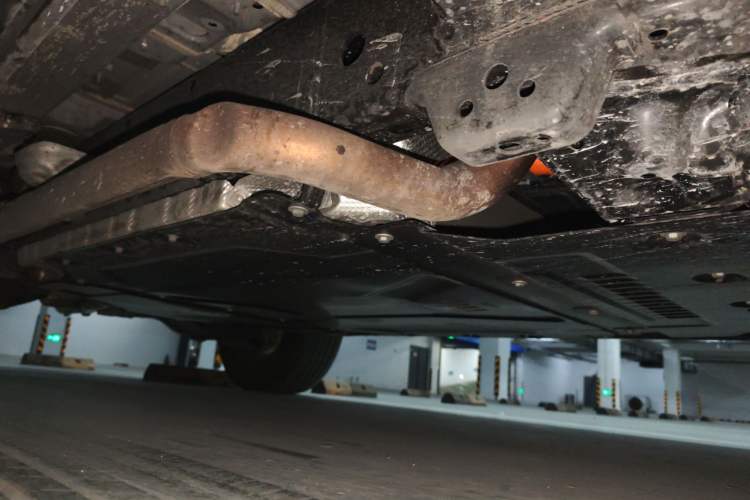 Used Formula Leopard 5 2023 Explore Edition Chassis Front Right