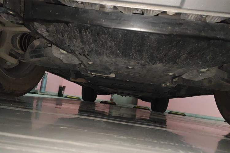 Used Formula Leopard 5 2023 Explore Edition Chassis Front