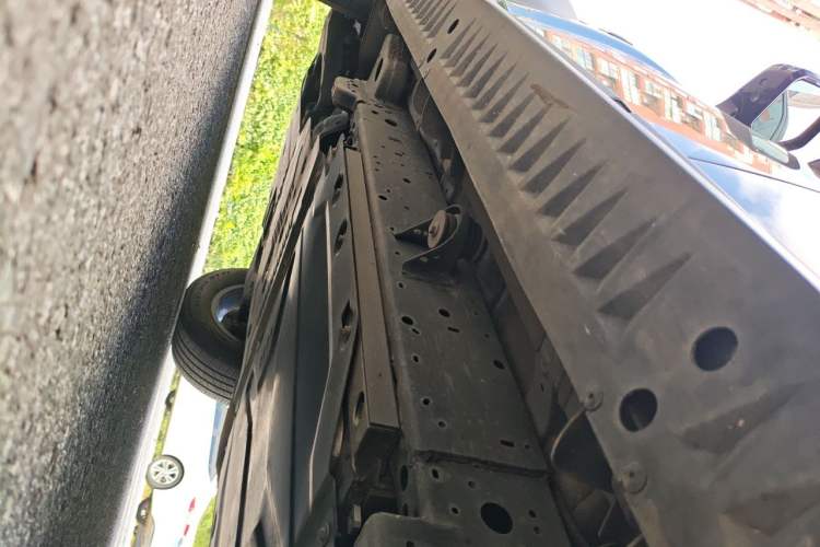Used Formula Leopard 5 2023 Navigator Edition Chassis Rear Left