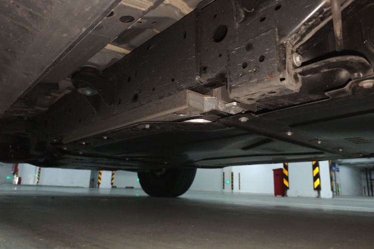 Used Formula Leopard 5 2023 Explore Edition Chassis Rear Left