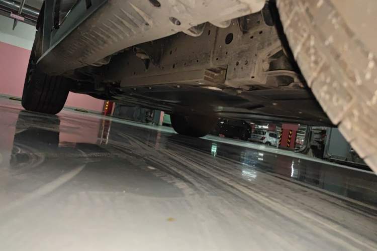 Used Formula Leopard 5 2023 Explore Edition Chassis Rear Left