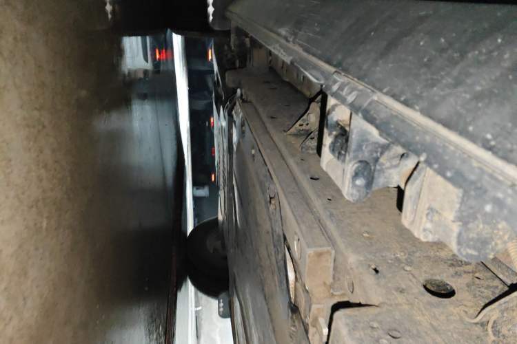 Used Formula Leopard 5 2023 Navigator Edition Chassis Rear Left