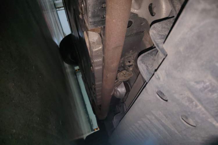 Used Formula Leopard 5 2023 Navigator Edition Chassis Rear Right