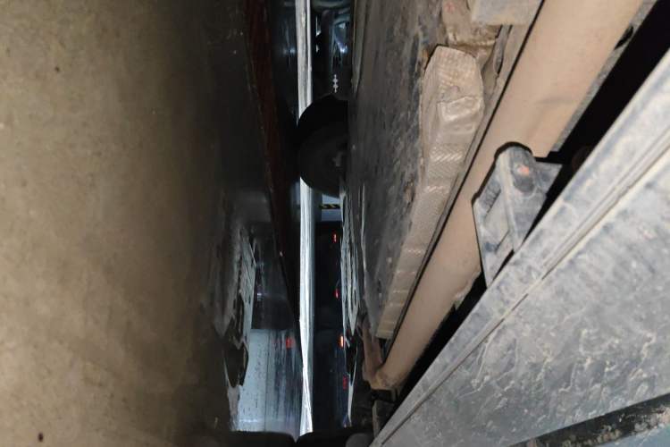Used Formula Leopard 5 2023 Navigator Edition Chassis Rear Right