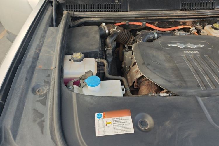 Used Formula Leopard 5 2023 Navigator Edition Engine Bay Right