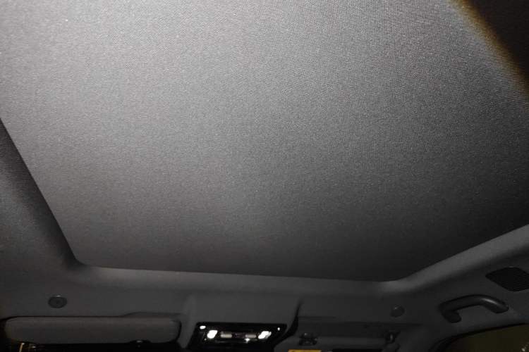 Used Formula Leopard 5 2023 Navigator Edition Headliner