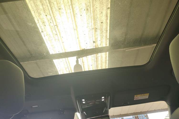 Used Formula Leopard 5 2023 Explore Edition Headliner