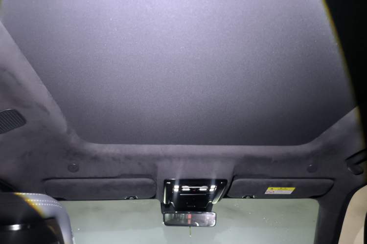Used Formula Leopard 5 2023 Cloud Ride Flagship Edition Headliner