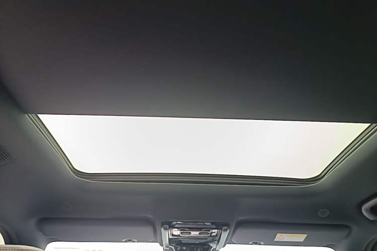 Used Formula Leopard 5 2023 Explore Edition Headliner