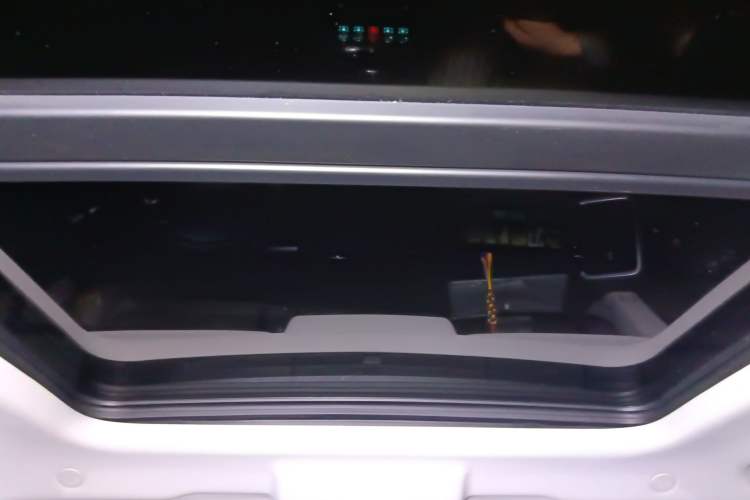 Used Formula Leopard 5 2023 Navigator Edition Headliner
