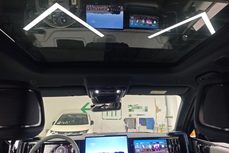 Used Formula Leopard 5 2023 Navigator Edition Headliner