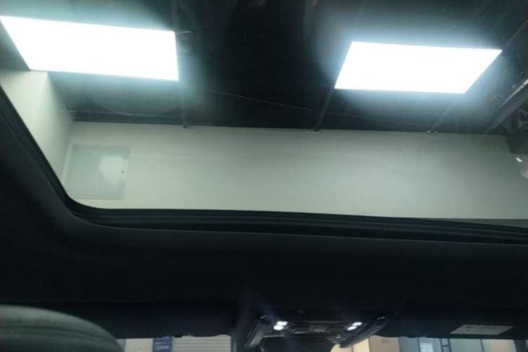 Used Formula Leopard 5 2023 Cloud Ride Flagship Edition Headliner