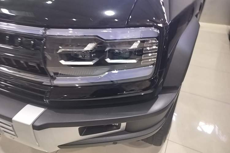 Used Formula Leopard 5 2023 Explore Edition Left Front Headlight