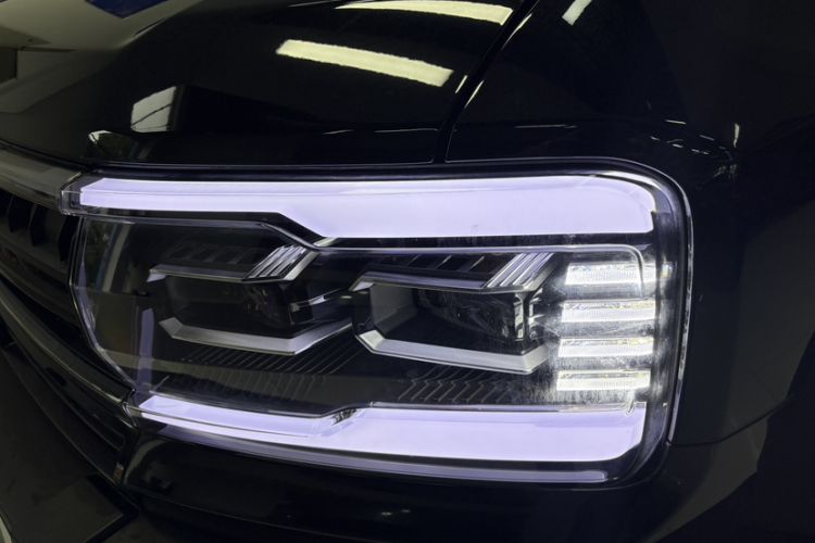 Used Formula Leopard 5 2023 Explore Edition Left Front Headlight