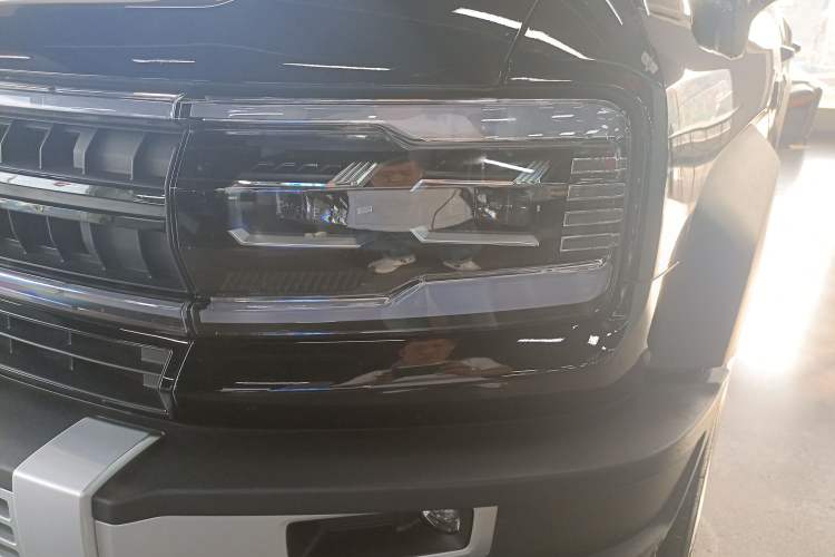 Used Formula Leopard 5 2023 Explore Edition Left Front Headlight