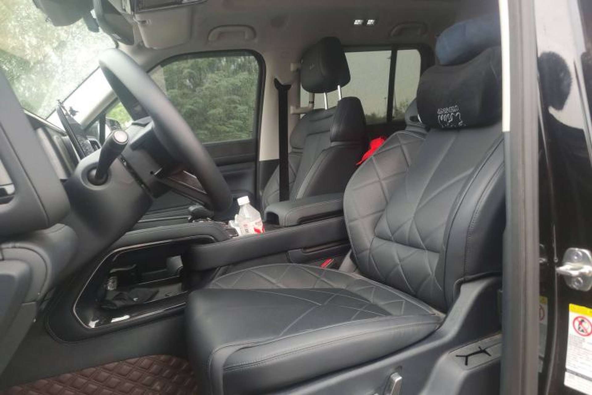 Used Formula Leopard 5 2023 Explore Edition Left Front Seat