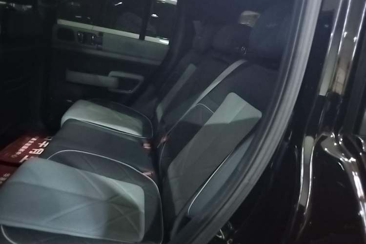 Used Formula Leopard 5 2023 Explore Edition Left Rear Seat