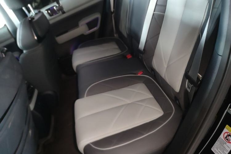 Used Formula Leopard 5 2023 Explore Edition Left Rear Seat