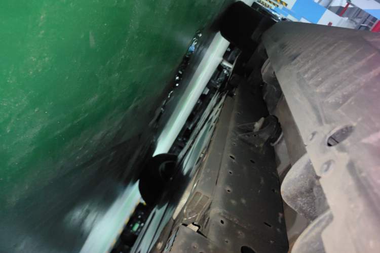 Used Formula Leopard 5 2023 Navigator Edition Left Side Sill