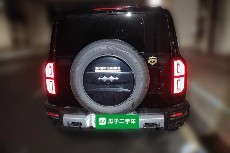 Used Formula Leopard 5 2023 Navigator Edition Rear
