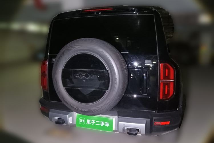 Used Formula Leopard 5 2023 Navigator Edition Rear