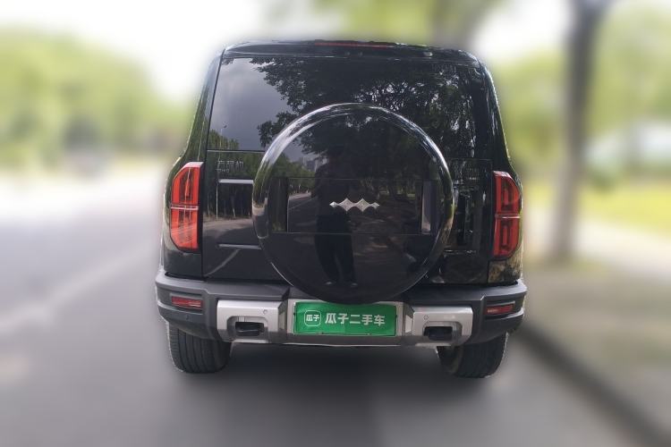 Used Formula Leopard 5 2023 Navigator Edition Rear