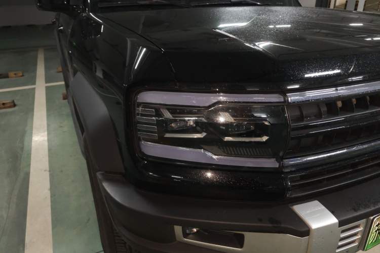 Used Formula Leopard 5 2023 Explore Edition Right Front Headlight
