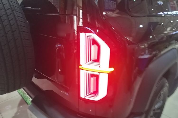 Used Formula Leopard 5 2023 Explore Edition Right Rear Taillight