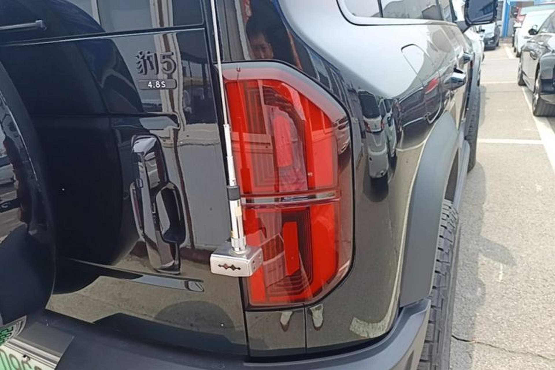 Used Formula Leopard 5 2023 Explore Edition Right Rear Taillight