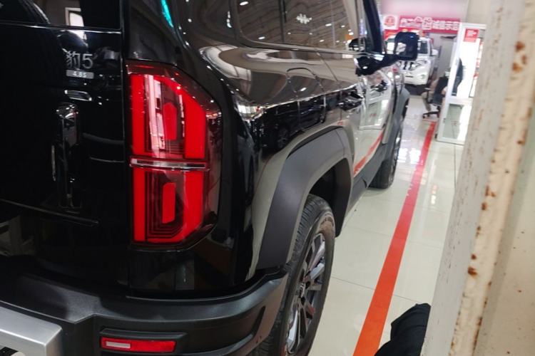 Used Formula Leopard 5 2023 Navigator Edition Right Rear Taillight