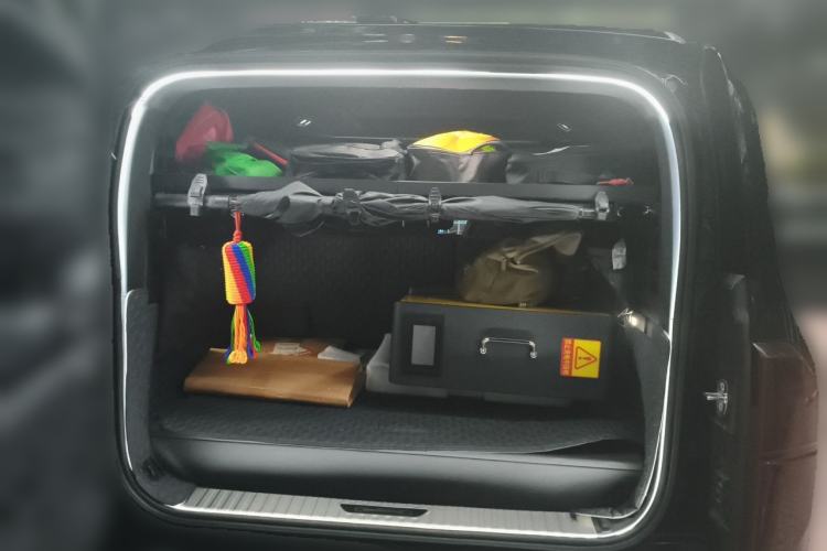 Used Formula Leopard 5 2023 Cloud Ride Flagship Edition Trunk