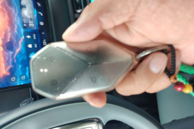 Used Formula Leopard 5 2023 Explore Edition Vehicle Key