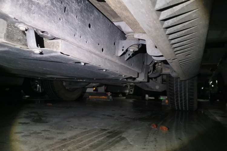 Used Formula Leopard 5 2023 Explore Edition Chassis Front Left